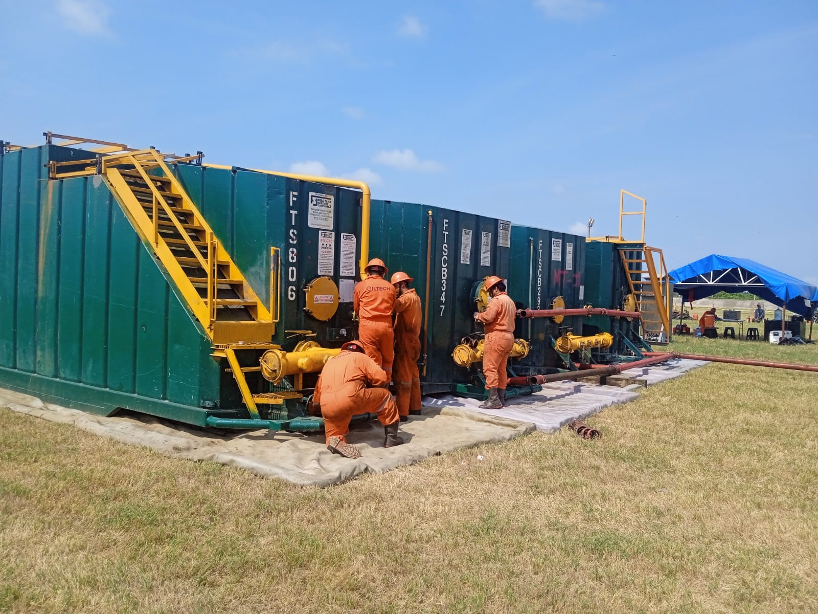 Specialists in tank, structure, and platform cleaning. We provide expert services to ensure cleanliness, maintenance, and optimal performance in a safe and efficient manner. Hussein Kadour Ponce